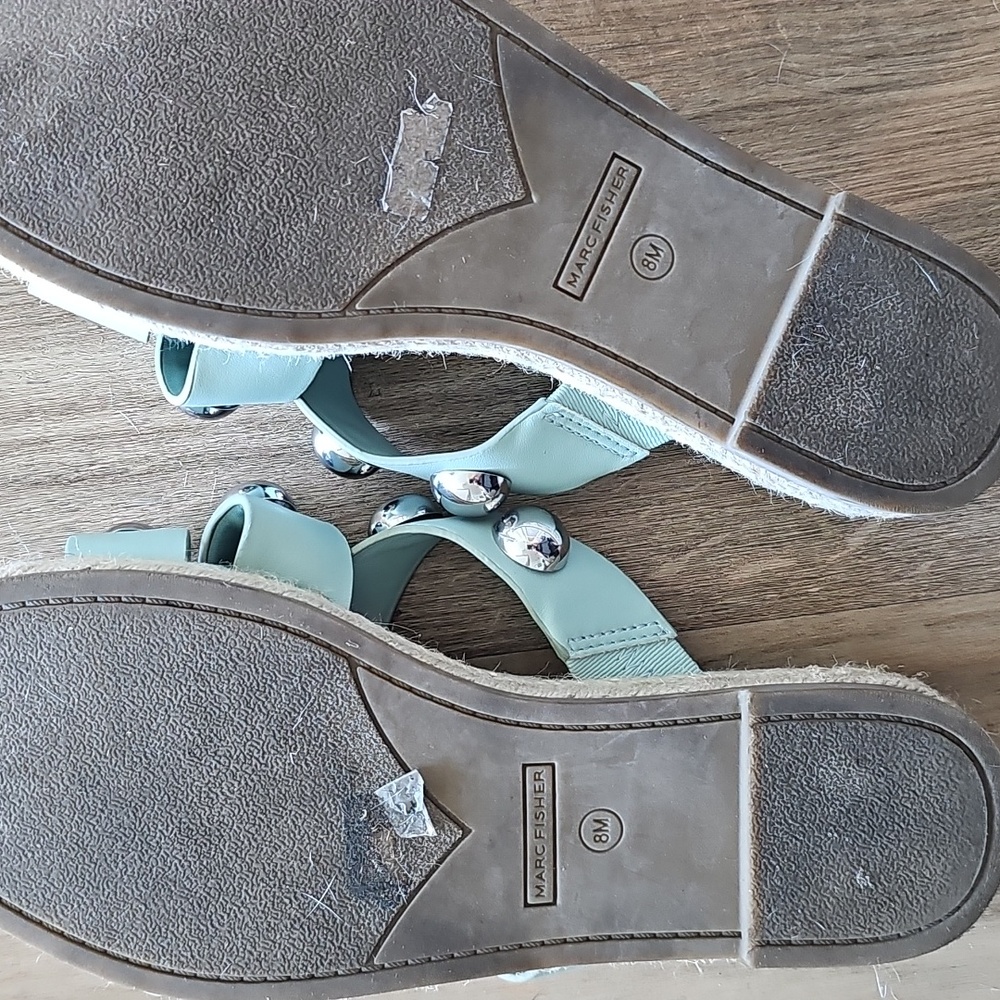 Sandals - Picture 4 of 4
